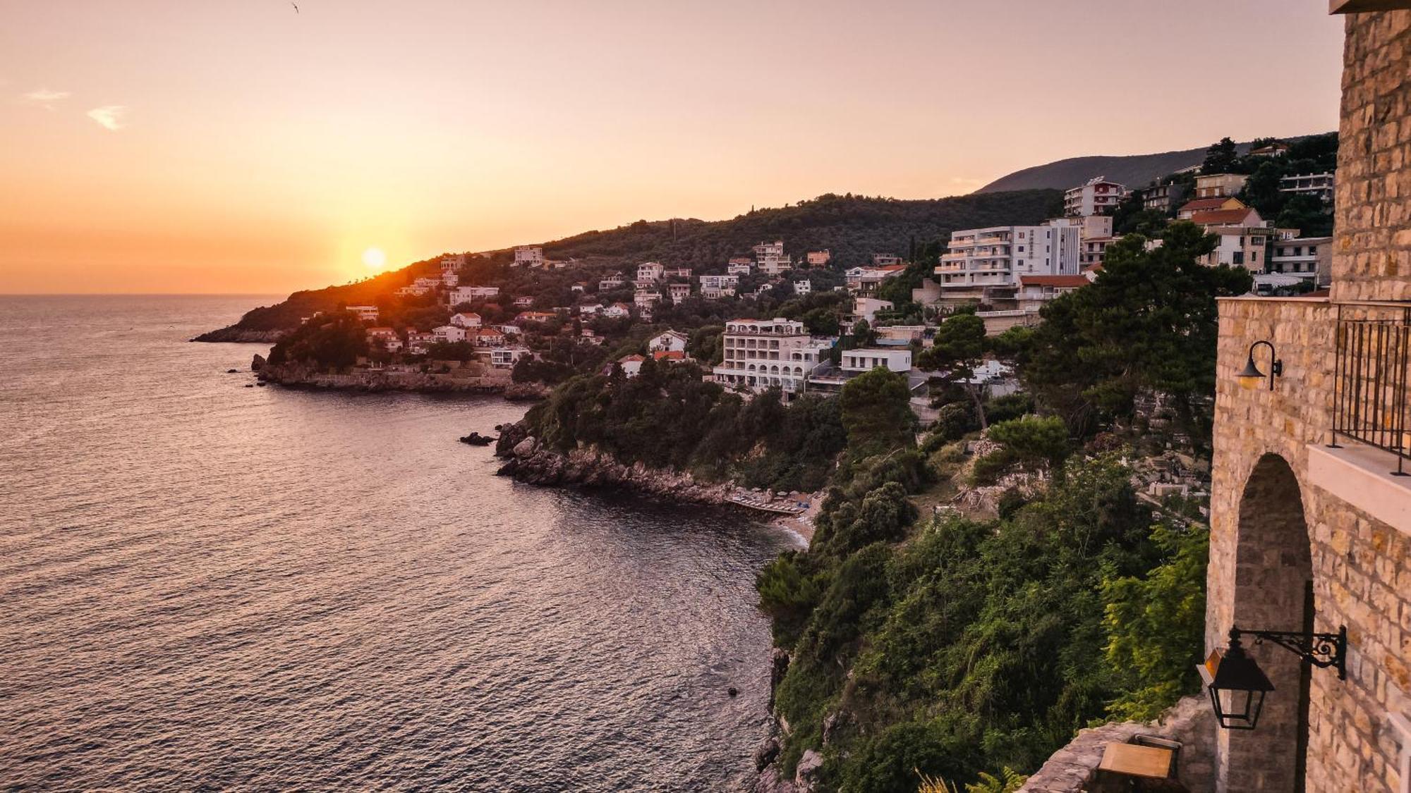 Hotel Pirate Old Town Ulcinj Eksteriør billede
