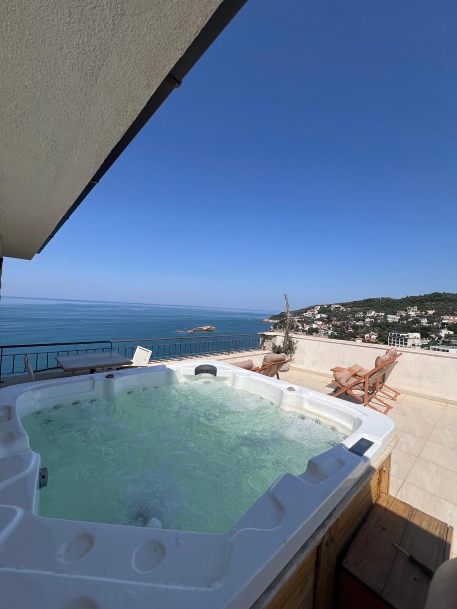 Hotel Pirate Old Town Ulcinj Eksteriør billede