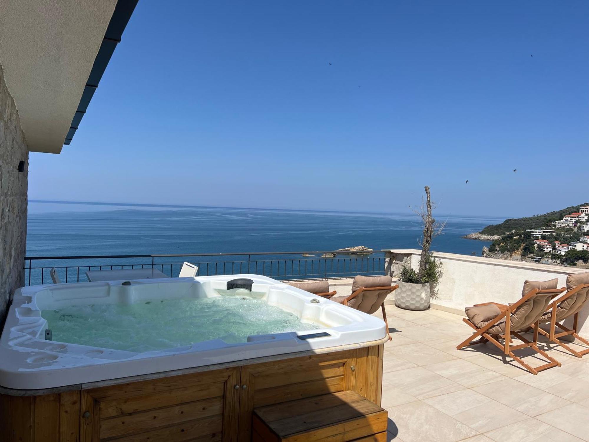 Hotel Pirate Old Town Ulcinj Eksteriør billede