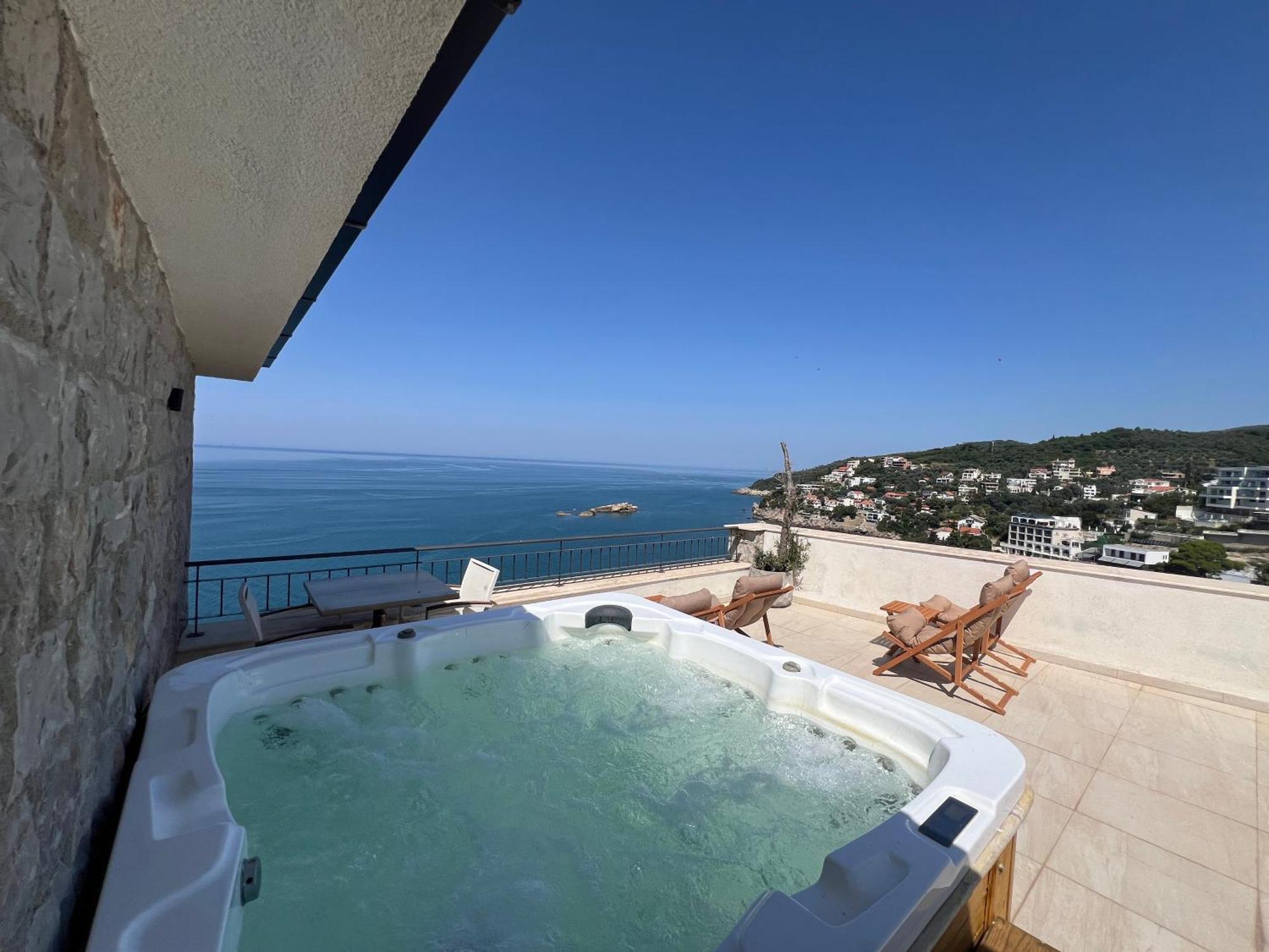 Hotel Pirate Old Town Ulcinj Eksteriør billede