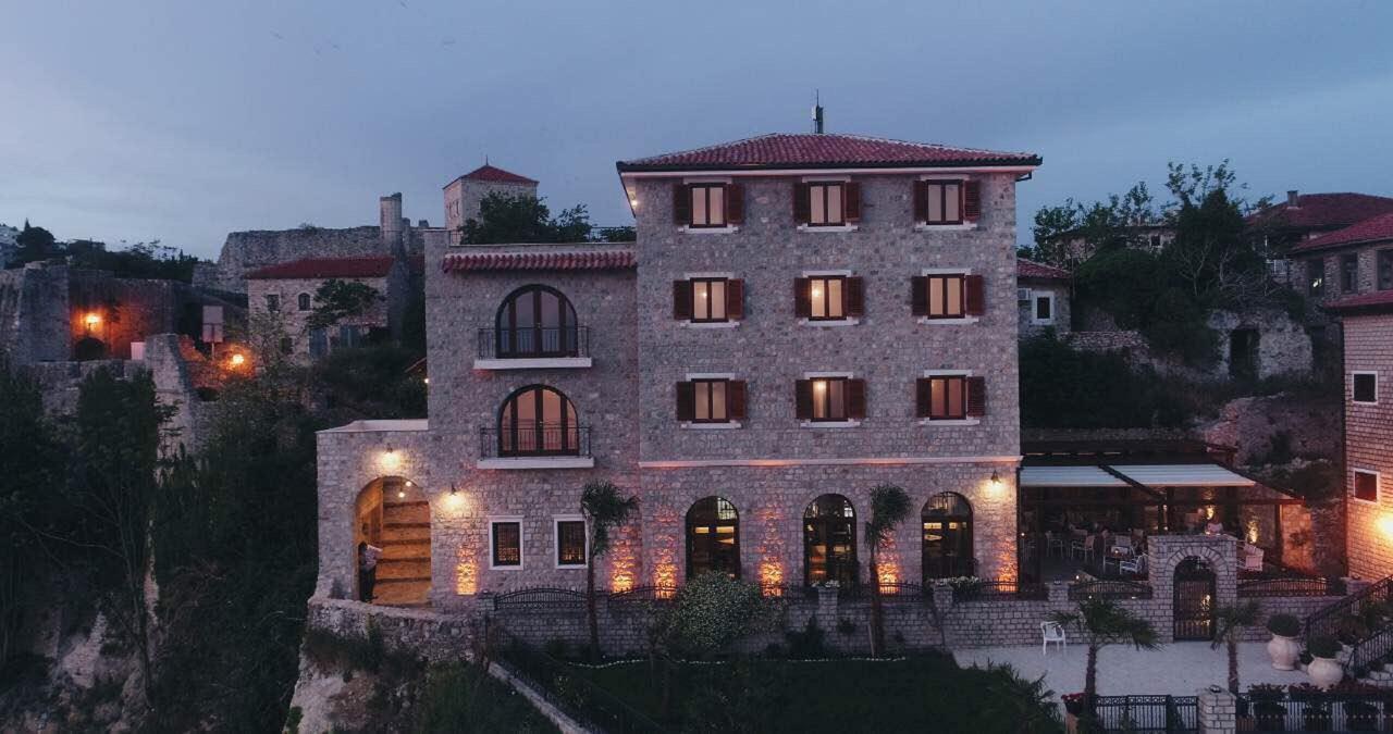Hotel Pirate Old Town Ulcinj Eksteriør billede